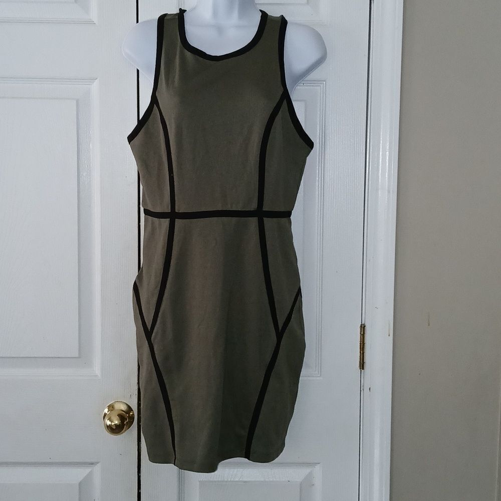 Jack by BB Dakota army green and black sleeveless casual sheath midi dress Sz S